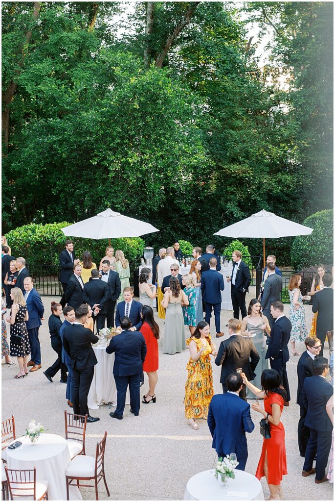 wedding-at-the-estate-atlanta-cocktail-hour