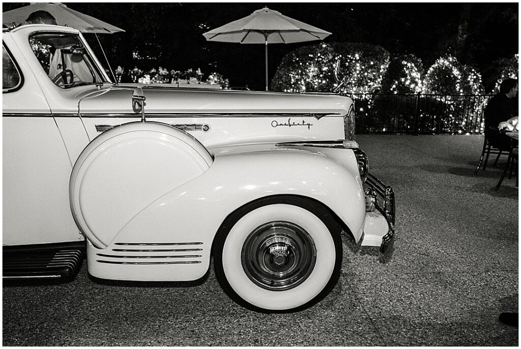 wedding-at-the-estate-atlanta-classic-car