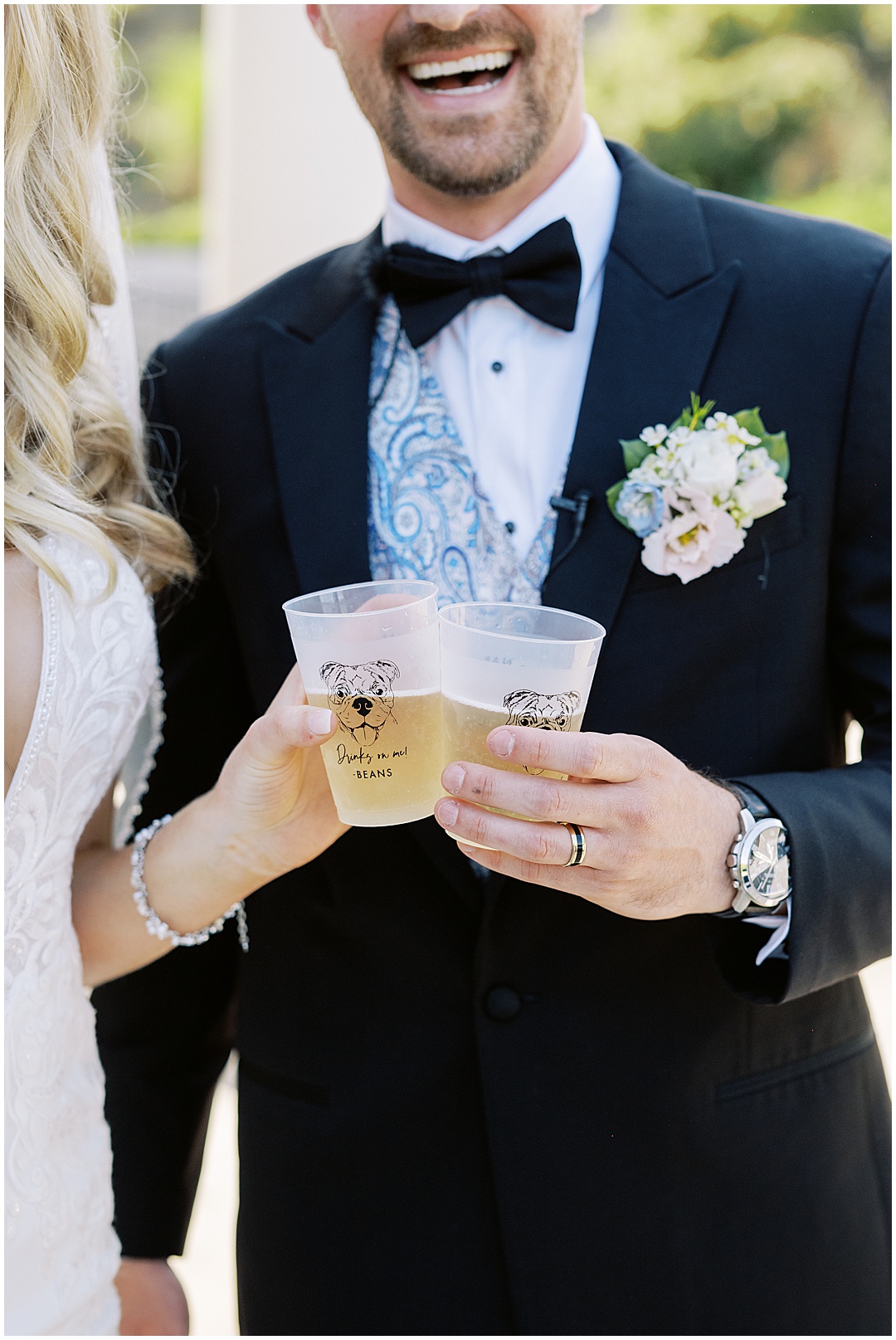signature drink wedding photo